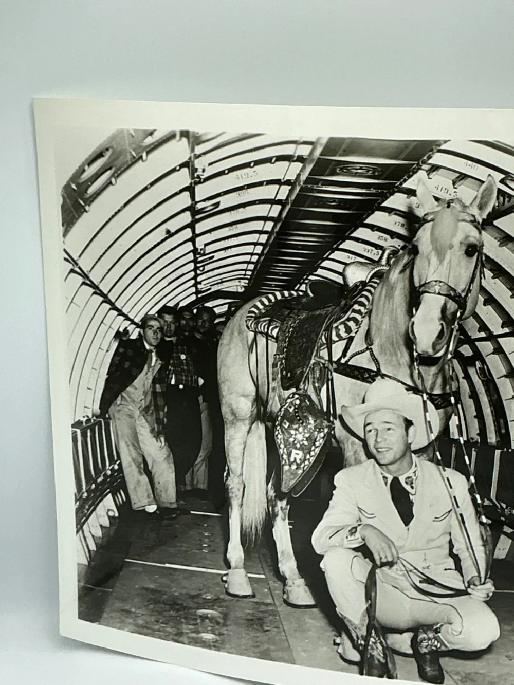 Roy Rogers & Trigger Horse Inside Cargo Plane 8x10 Glossy Photo Western - Picture 2 of 4